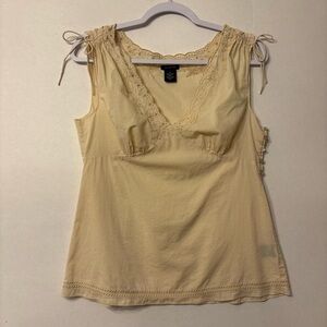 Calvin Klein Jeans womens Sleeveless Blouse V-Neck Size Large Embroidered